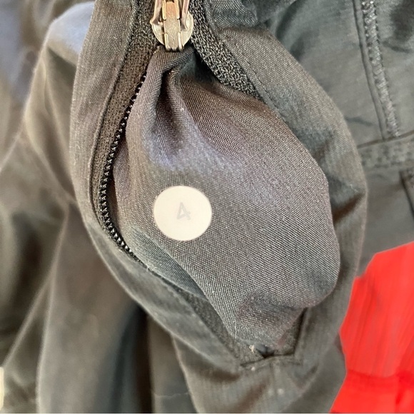 Lululemon All Sport Short - Picture 4 of 6